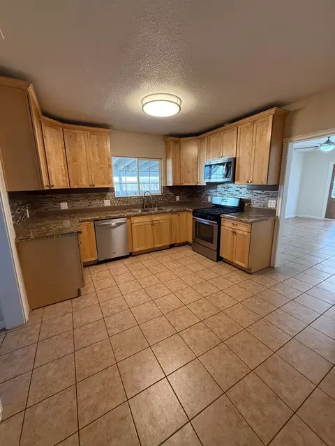 1117 Rouse Ave, Modesto, CA 95351 photo 9