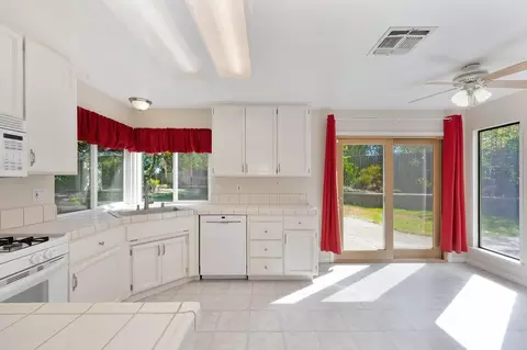 3829 Sheedy Ct, Antelope, CA 95843 photo 9