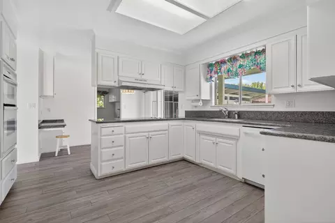 516 Barringham Ln, Modesto, CA 95350 photo 19