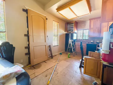 Entry Way - 10427 Barber Rd, Thornton, CA 95686 photo 1 of 3