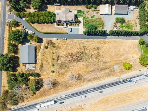 View/Area - 10427 Barber Rd, Thornton, CA 95686 photo 4 of 5