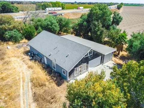 10427 Barber Rd, Thornton, CA 95686