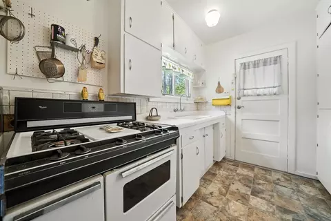 Kitchen - 12865 Eldel Rd, Pine Grove, CA 95665 photo 1 of 3