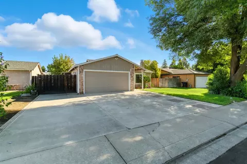 1421 Denise Dr, Ripon, CA 95366 photo 4