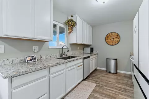 1421 Denise Dr, Ripon, CA 95366 photo 22