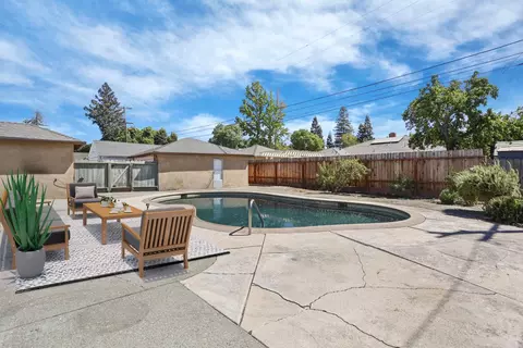 Exterior - 1214 Mcclellan Way, Stockton, CA 95207 photo 3 of 6