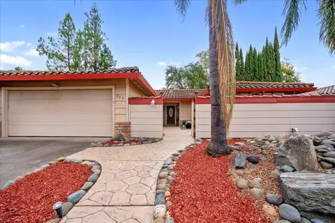 237 Evelyn Way, Folsom, CA 95630 photo 2