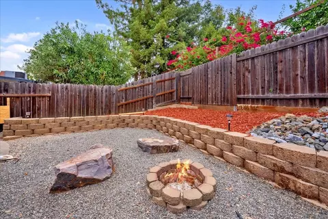 237 Evelyn Way, Folsom, CA 95630 photo 32
