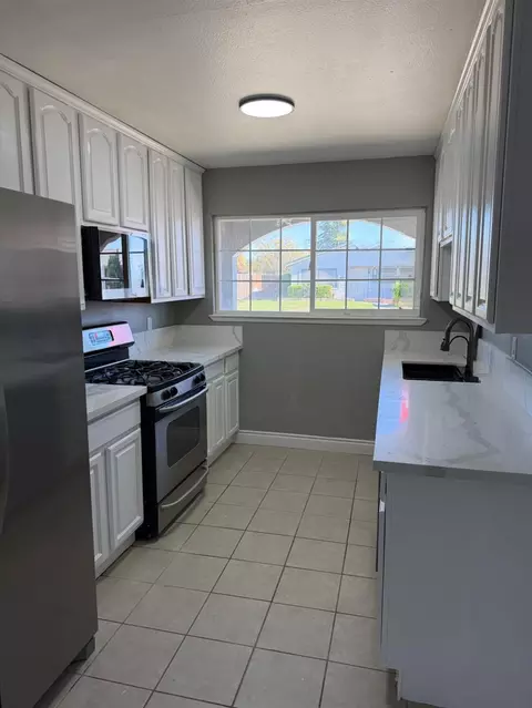 8141 Schoonover St, Elverta, CA 95626 photo 6