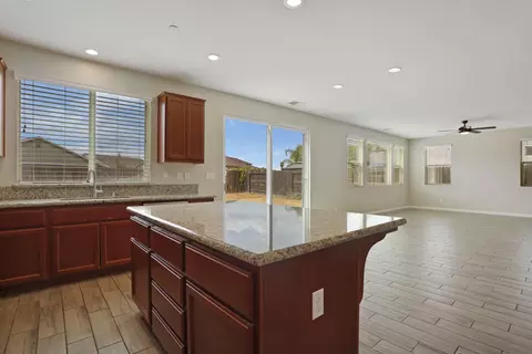 5301 Lavender Ct, Keyes, CA 95328 photo 12