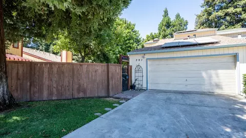 391 Scenic Pl, Manteca, CA 95337 photo 1