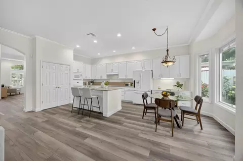 5115 Whisper Oaks Ln, Carmichael, CA 95608 photo 18