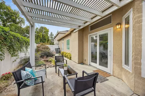 5115 Whisper Oaks Ln, Carmichael, CA 95608 photo 44