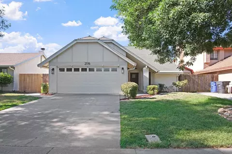 2516 Black Walnut Dr, Modesto, CA 95355