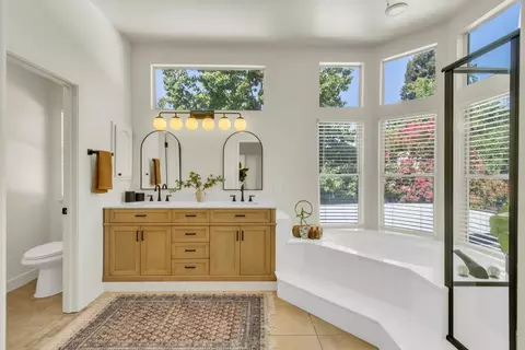 Bath - 8525 Sutter Creek Way, Antelope, CA 95843 photo 1 of 8