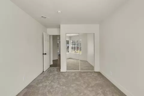Bedroom - 8525 Sutter Creek Way, Antelope, CA 95843 photo 2 of 6