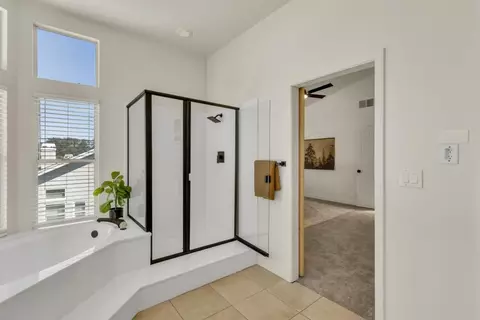 Bath - 8525 Sutter Creek Way, Antelope, CA 95843 photo 6 of 8
