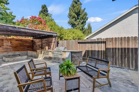 Exterior - 8525 Sutter Creek Way, Antelope, CA 95843 photo 5 of 8