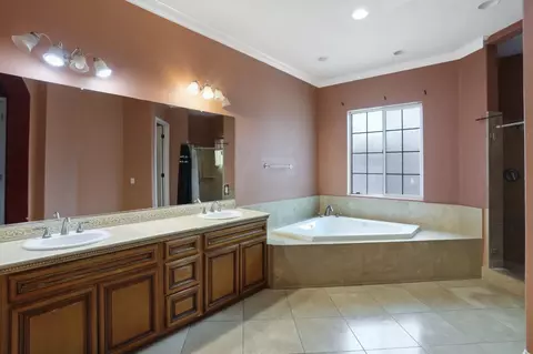 4520 E Morada Ln, Stockton, CA 95212 photo 13