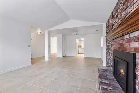 760 Mulholand Dr, Ripon, CA 95366 photo 6
