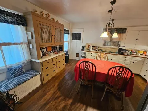 431 6th St, Gustine, CA 95322 photo 3