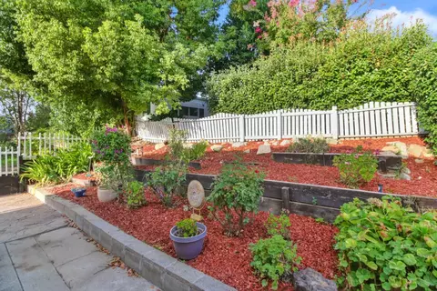 Exterior - 427 Danielle Way, Folsom, CA 95630 photo 7 of 9