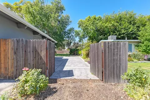 3707 Wingate Dr, Carmichael, CA 95608 photo 5