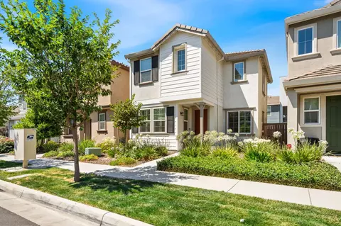 3809 Amelia Rose Way, Sacramento, CA 95834