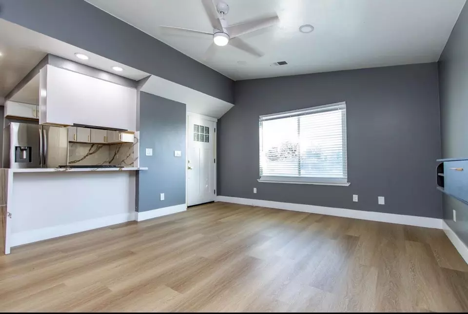 Living - 4405 Sunset Ter, Keyes, CA 95328 photo 2 of 3