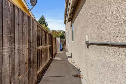 4162 Piccadilly Ln, Turlock, CA 95382 photo 28