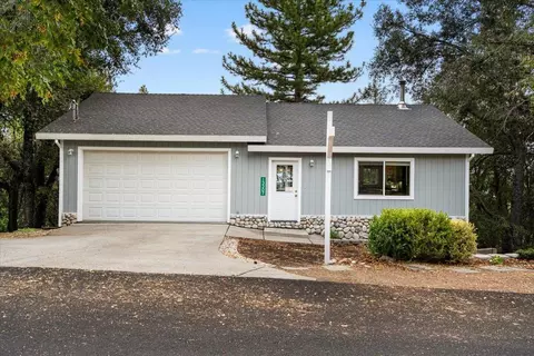 13307 Little York Close, Nevada City, CA 95959