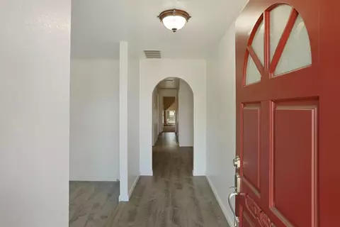 1207 Huntington Pl, Manteca, CA 95336 photo 3