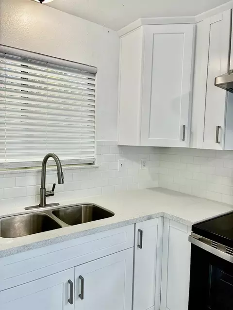 2817 NE Carver Rd, Modesto, CA 95350 photo 14
