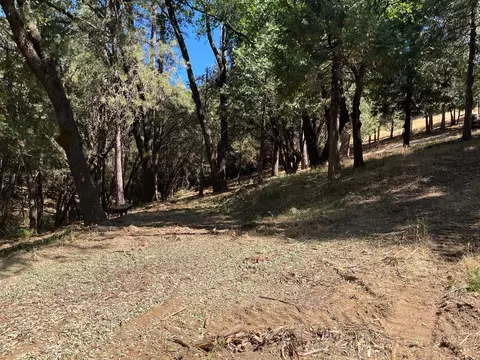 7152 Fire Pine Ln, Somerset, CA 95684 photo 2