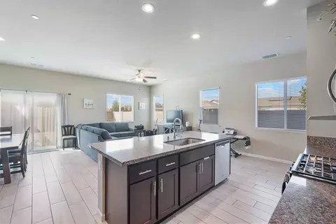 396 Postma St, Manteca, CA 95337 photo 18