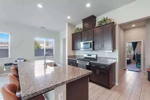 396 Postma St, Manteca, CA 95337 photo 10
