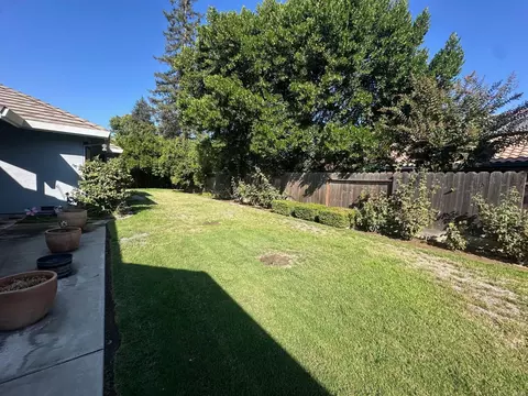 2375 Alborough Ct, Turlock, CA 95382 photo 14