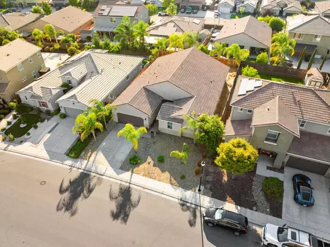View/Area - 2341 Azevedo Ave, Manteca, CA 95337 photo 1 of 8