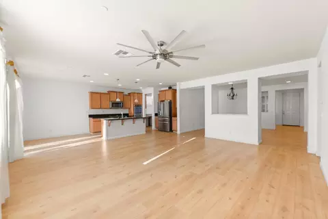 Living - 2341 Azevedo Ave, Manteca, CA 95337 photo 2 of 6