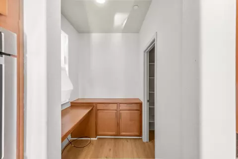 Entry Way - 2341 Azevedo Ave, Manteca, CA 95337 photo 3 of 4