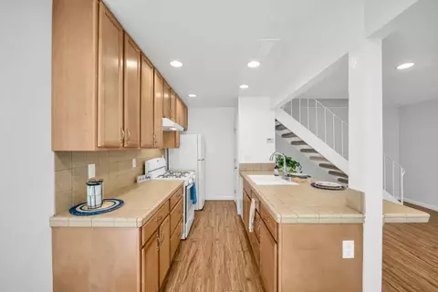 Kitchen - 2911 Austin St #2, Davis, CA 95618 photo 1 of 2