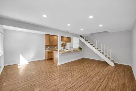 Living - 2911 Austin St #2, Davis, CA 95618 photo 2 of 4