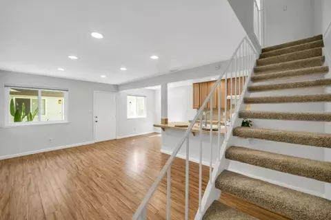 Living - 2911 Austin St #2, Davis, CA 95618 photo 3 of 4