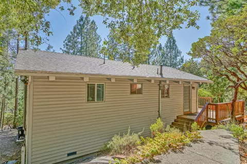 6426 Sly Park Rd, Placerville, CA 95667 photo 2