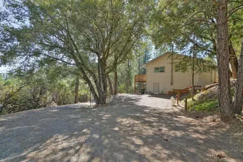 6426 Sly Park Rd, Placerville, CA 95667 photo 3