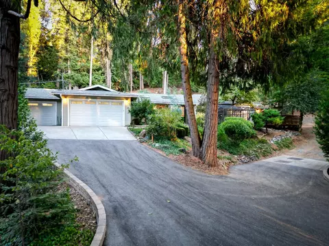 11772 Marjon Dr, Nevada City, CA 95959