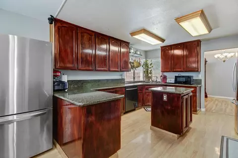 Kitchen - 9416 Redwater Dr, Antelope, CA 95843 photo 1 of 6