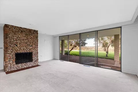 Living - 10497 Crystal Dr, Wallace, CA 95224 photo 10 of 12