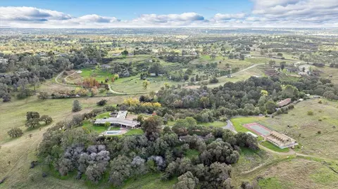 View/Area - 10497 Crystal Dr, Wallace, CA 95224 photo 6 of 12