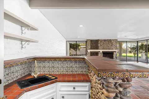 Kitchen - 10497 Crystal Dr, Wallace, CA 95224 photo 1 of 7